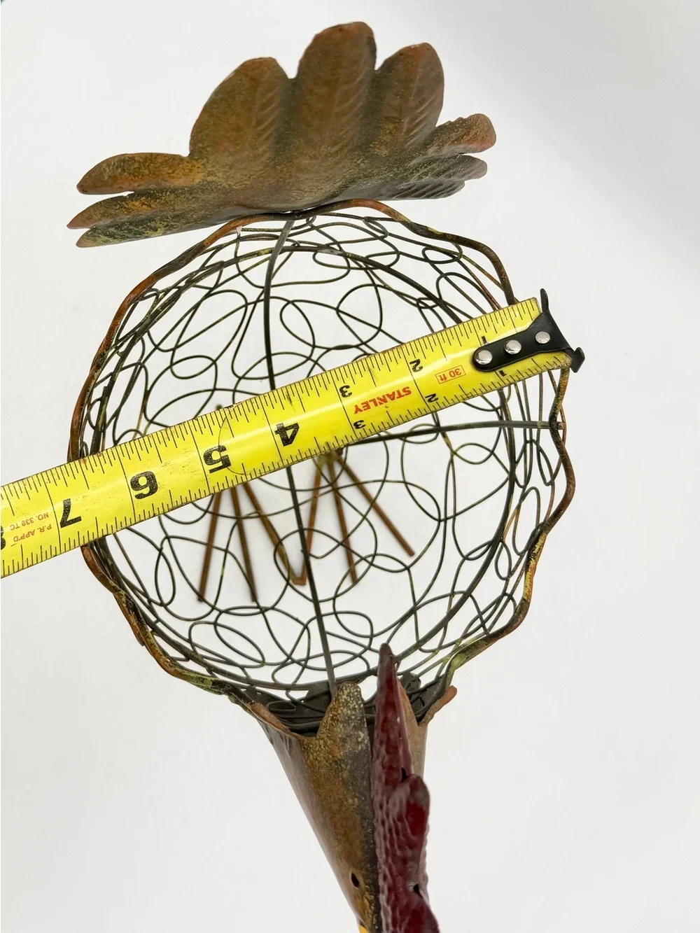 Rustic Metal Rooster Chicken Wire Basket Farmhouse Egg Basket Country Decor